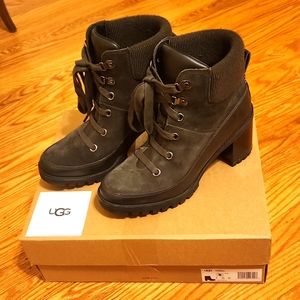 UGG W Redwood boots